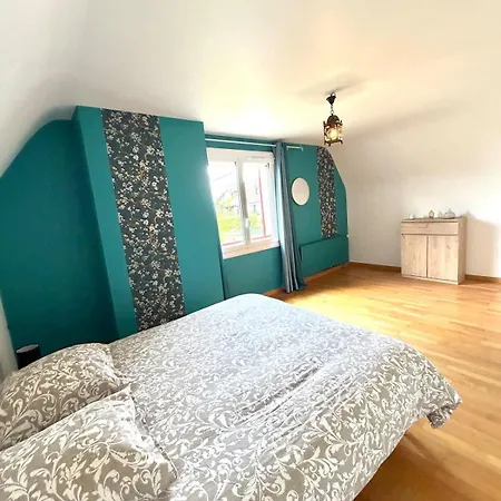 Holiday home Grande Maison Cosy Proche Centre